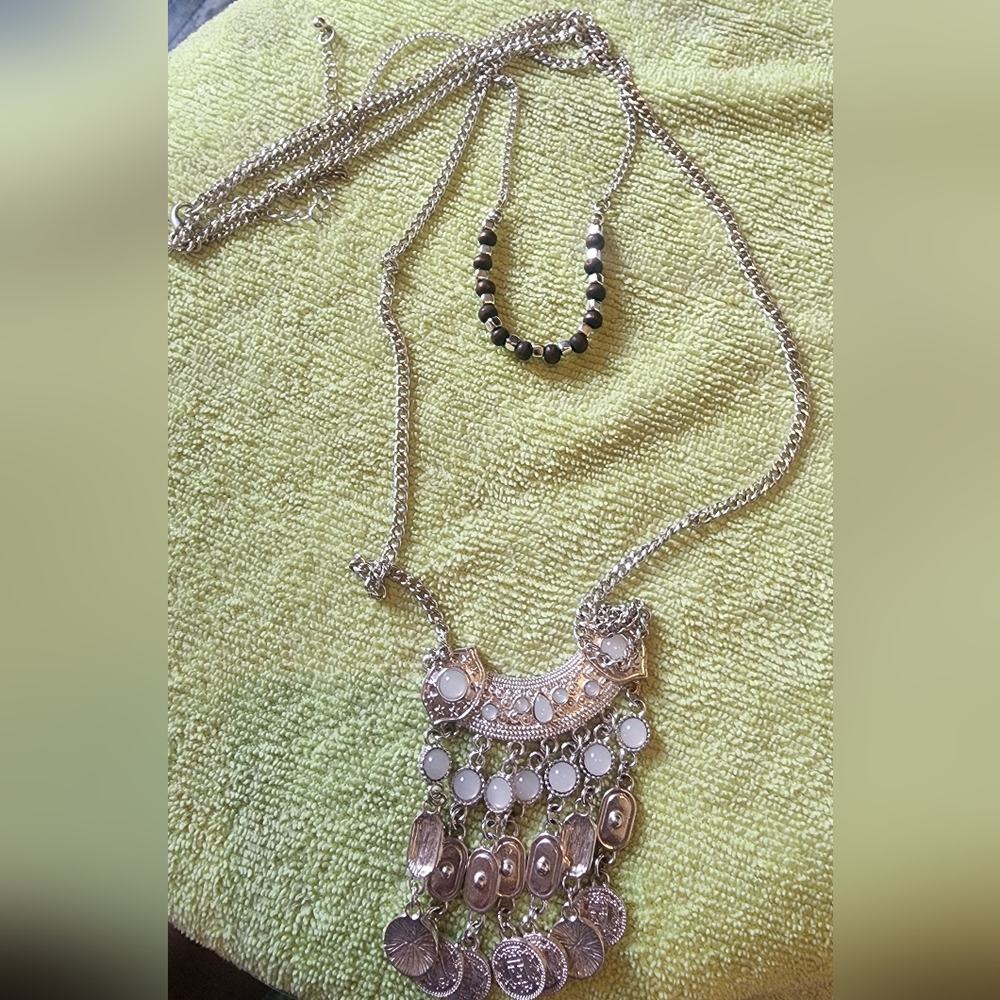 Elegant Silver and Gold Necklace Set 30"